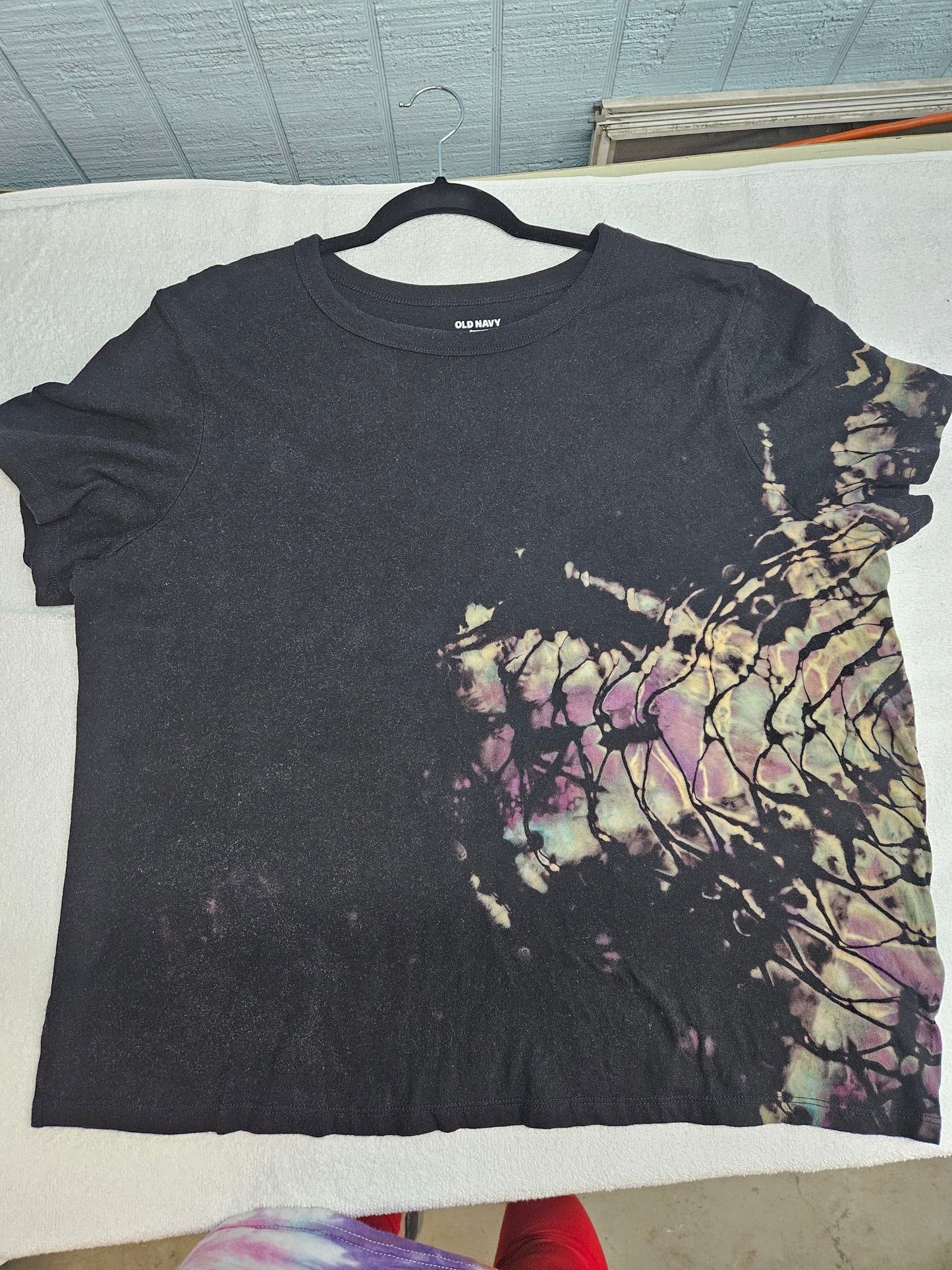 XL Women's reversed t-shirt