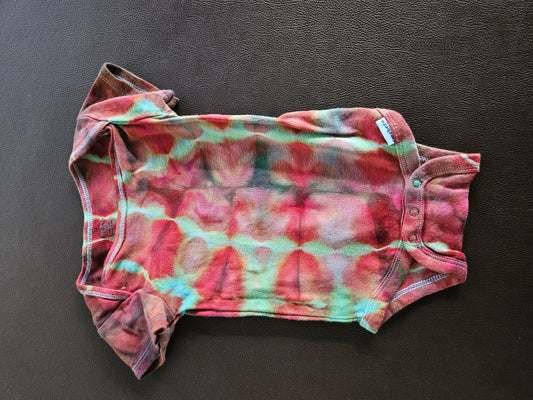 Kids onesie size 3-6M